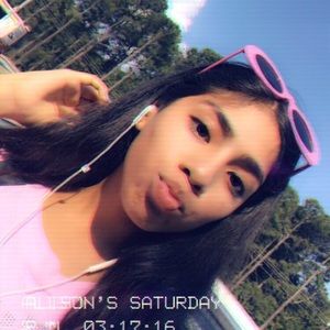 Meet your Posher, Alison